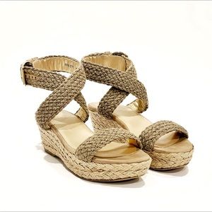 Stuart Weitzman wedge espadrilles Sandals size 8